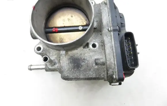 Nissan Pathfinder R51 Throttle body valve 161197S001