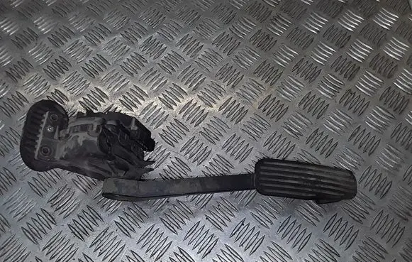 Volvo S80 Accelerator throttle pedal 9496822