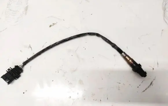 Opel Astra J Lambda probe sensor 55563348