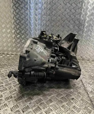 Peugeot 207 CC Manual 6 speed gearbox 9642019610