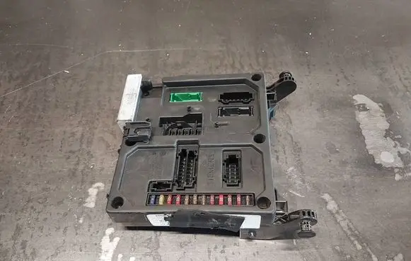 Volkswagen Sharan Comfort/convenience module 7M3962258E S110730100D YM2114B205AB