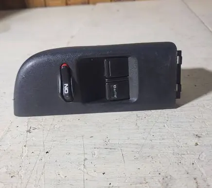 Honda Logo Electric window control switch M15846 S03L