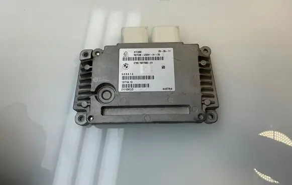 BMW 3 E90 E91 Transfer box differential control unit 7607980 13774410