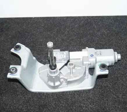 BMW X5 F15 Rear window wiper motor 7318710