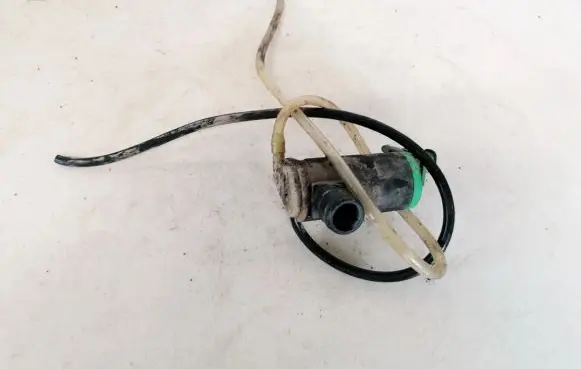 Peugeot 206 Windscreen/windshield washer pump