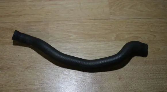 BMW X5 E53 Engine coolant pipe/hose 8409063
