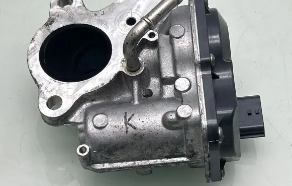 Nissan Navara D23 EGR valve 147103921R H8201353607 HU1501000221