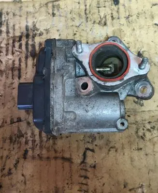 Renault Megane III EGR valve H8201143495 147103371R VN1501000111