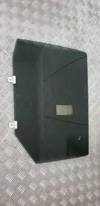 Mitsubishi L200 Rear door window glass