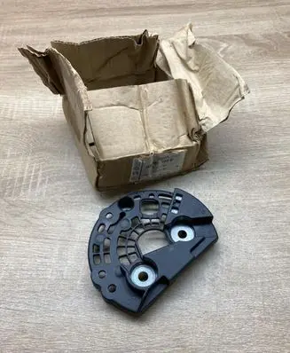 Volkswagen Lupo Generator/alternator part 038903193E F00M146639