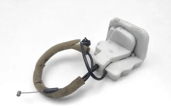 Renault Master III Rear door lock