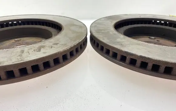 Toyota Prius+ (ZVW40) Front brake disc