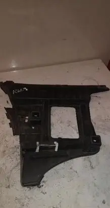 Volvo V70 Front bumper mounting bracket 8648198