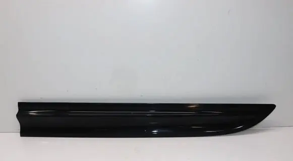Porsche Macan (95B) Front door trim (molding) 95B8378891R