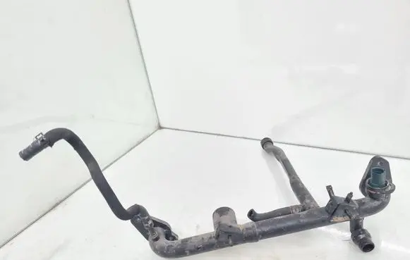 Engine coolant pipe/hose