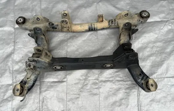 Alfa Romeo Stelvio Rear subframe 0050551803 00505518030 95485