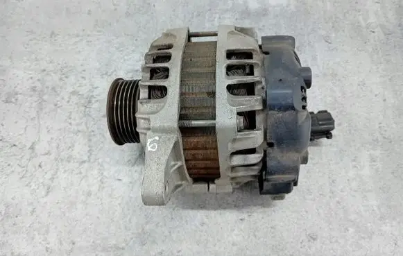 Hyundai i30 Generator/alternator 37300-2B1012655447
