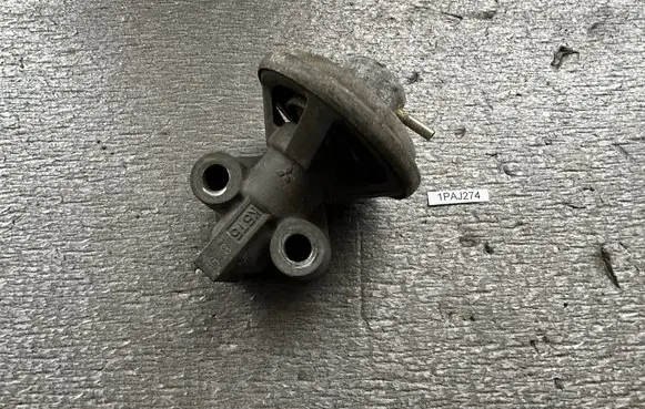 Mitsubishi Pajero EGR valve MD143668