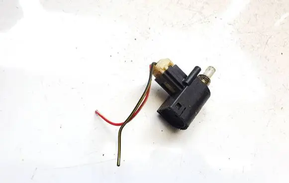 Brake pedal sensor switch