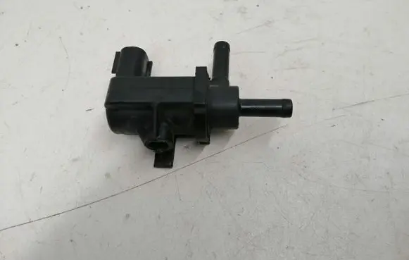 Toyota Prius (XW20) Turbo solenoid valve 9091012259 1362002771