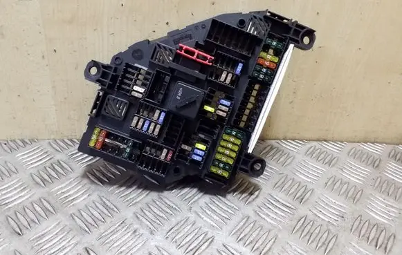 BMW X3 F25 Fuse module 9210860