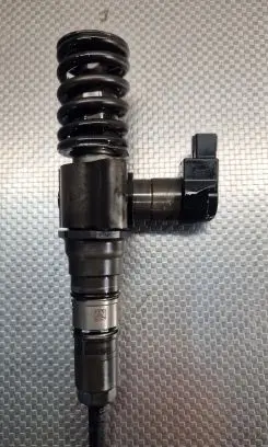 Audi A3 S3 8P Fuel injector 03G130073T