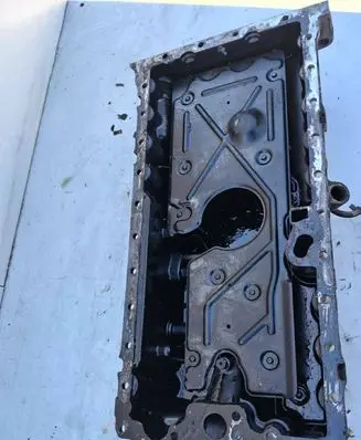 Volvo XC90 Oil sump 8670460 30750939