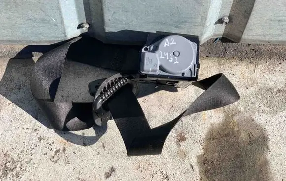BMW X5 E70 Front seatbelt S2716104109H