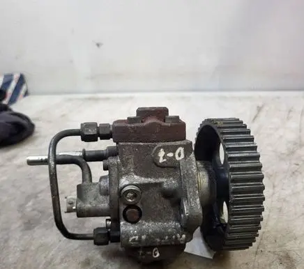 Opel Astra J Fuel injection high pressure pump 55586499 HU2940001003