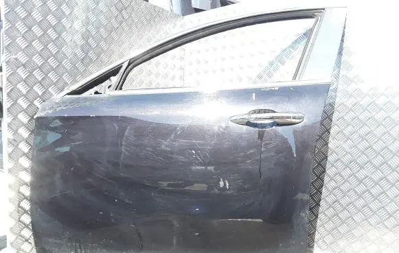 Alfa Romeo Giulietta Front door