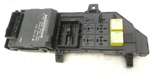 Opel Signum Fuse module 13120953 355476 SC718671373