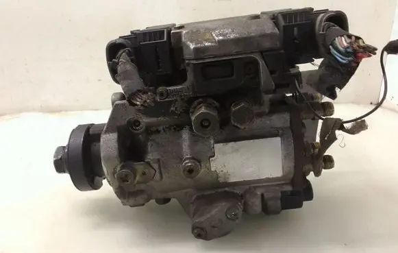 Opel Vectra C Fuel injection high pressure pump 1465575011 0281011055 0470504226