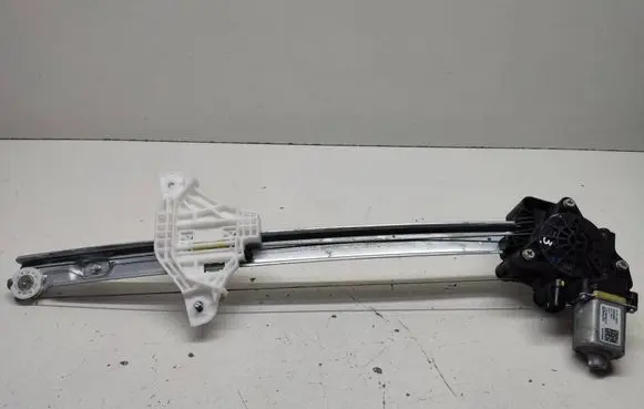 Hyundai i20 (BC3 BI3) Front door window regulator with motor 82450Q0000 BC1EV4D26A 11301836560102