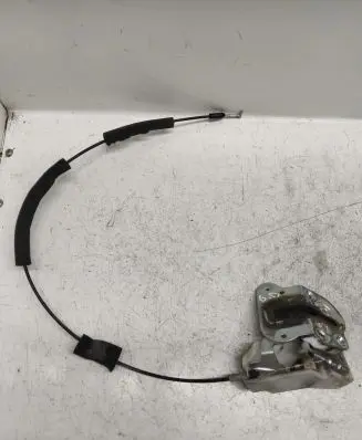 Mazda 5 Front door lock