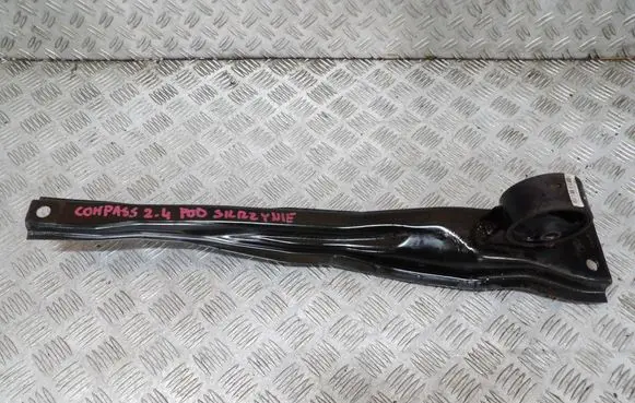 Jeep Compass Gearbox mounting bracket 