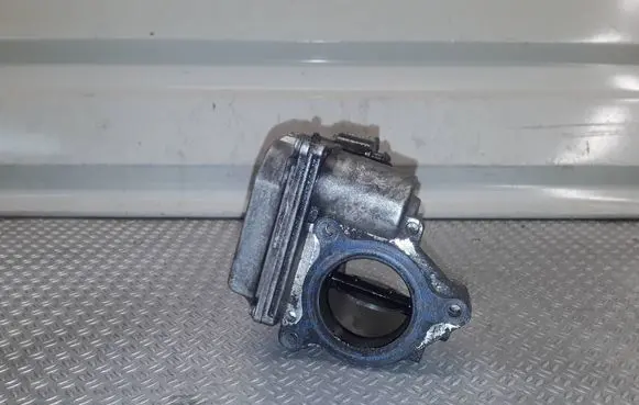 Renault Scenic II - Grand scenic II Throttle valve 8200576664 7701062300