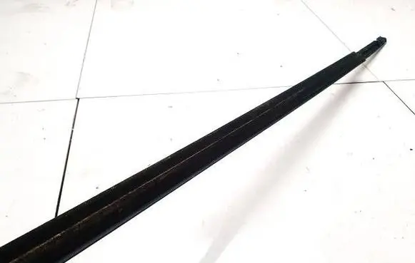 MG HS Front door glass trim molding 
