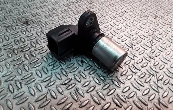 Volvo V50 Crankshaft position sensor 30713485