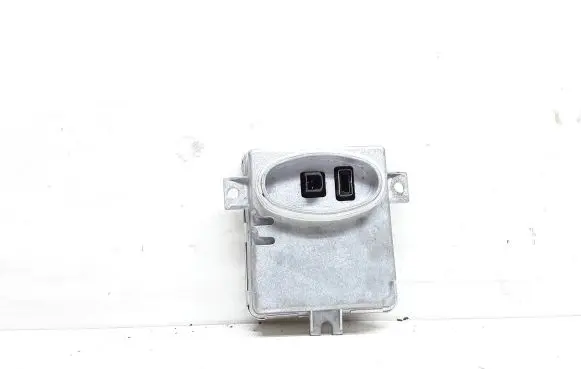 Volvo V70 Xenon control unit/module 6948180