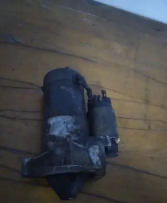 Citroen Xsara Picasso Starter motor M000T82081