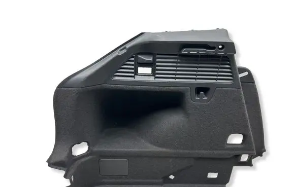 Audi Q2 - Trunk/boot side trim panel 81A863879 AU276BAS16 KVSTYPA05