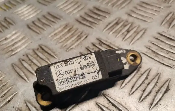 Mercedes-Benz CLK A209 C209 Airbag deployment crash/impact sensor 0018204426