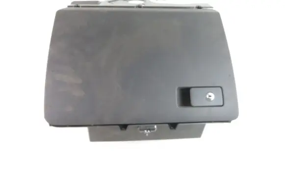 Volkswagen PASSAT B7 Glove box 3C1857114E 3C1857097BK