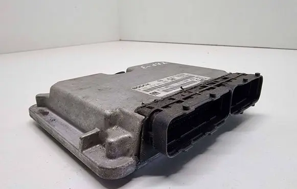 Opel Zafira A Engine control unit/module 09133269 0281010021
