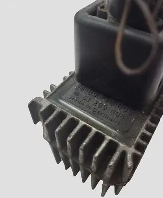 Opel Astra G Glow plug pre-heat relay 51299008 09132691