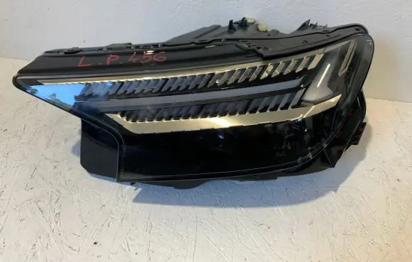 Audi Q4 Sportback e-tron Headlight/headlamp