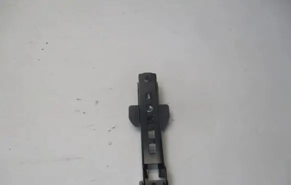 Audi A6 S6 C6 4F Seat belt adjustment rail 8P3