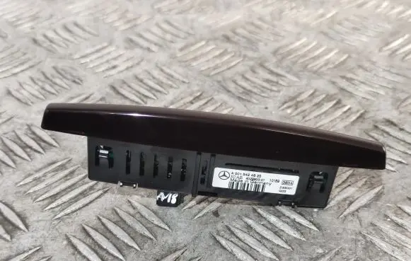 Mercedes-Benz E C207 W207 Parking PDC sensor display screen A0015424623