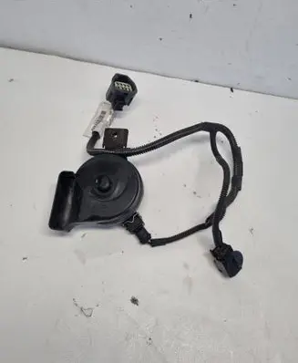 Volvo V70 Horn signal 30744030 125126