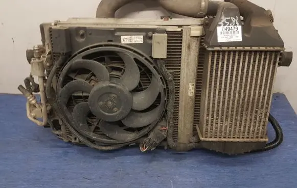 Opel Astra H Coolant radiator